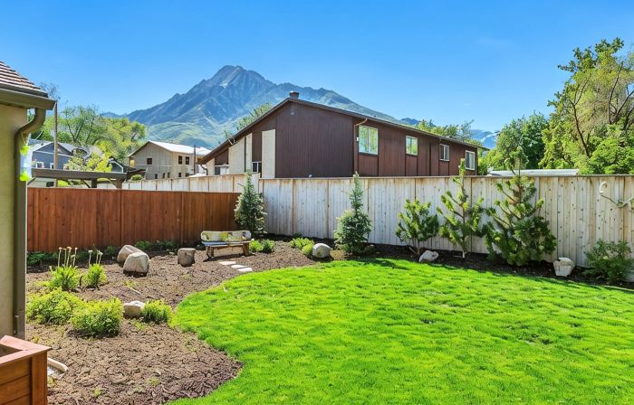 Cozy, Convenient Holladay Bungalow w/ Amenities