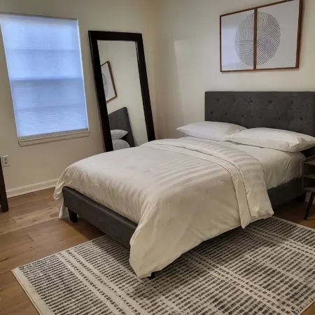Upscale & Elevated - 3BR 2BA