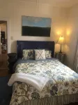 Pretty Little Apt by the Train II - 3-Star