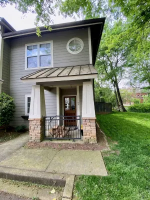 Updated Cottage 1 Bedroom 2 guests Close to Everything Downtown - Maalaistalo