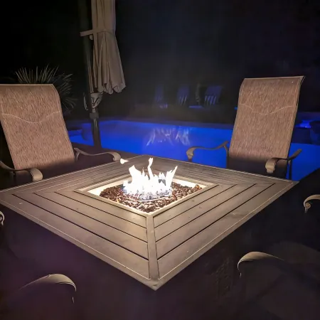 Unique Bermuda Escape with Pool/Spa & King Size Bed!