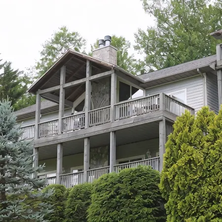 Luxury Condo w/ Resort Golf Course View, Washer & Dryer, Amenities, Easy Access!