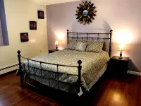 Cozy Modern 2 Bedrooms Apartment Close to Boston - Homestays