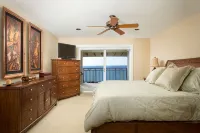 Summer DiscountsLuxurious Oceanfront Unit – Stunning Views & Top-Floor Living! - Balcony