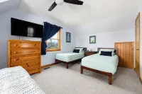 Salty Vibes/2 Blocks to Beach/Close Beach Access/Wright Memorial & Ocean Views - バルコニー