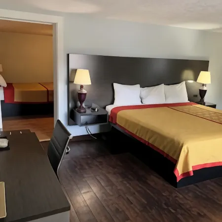 Pigeon Forge Parkway Inn