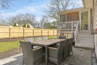 NEW Luxury Cape House -10min to Beaches + Golf!! - 4-Star
