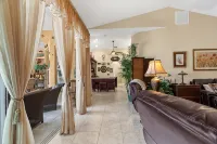 Paradise Found! Private Heated Pool+ Spa, 3700 sq ft. Near Cobat Citrus Farms. - Pools