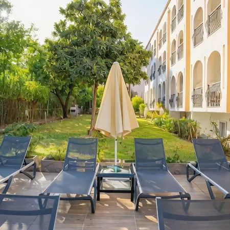 Grand Villa Sol Apart