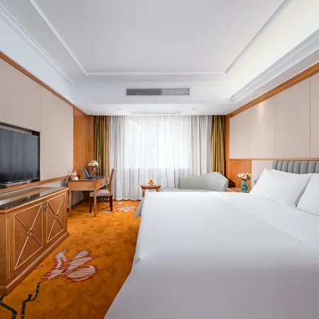 Vienna Hotel (She County Huizhou Old Town)