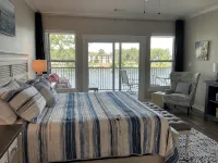 Stunning New Lake Hamilton Condo Lake front on 7 South 🐟 🛶🎣 - balcony