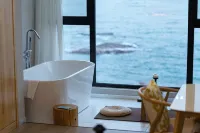 Nayuta Smart Sea-view Hostel (Qingdao Yinhai Dashijie) - Beach resorts