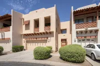 Modern Spacious 2 Master Bedroom Cal King with Loft & Pool Sleeps 6 - 4-Star