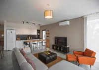 Midas 7 by HolidayKeys - Holiday Apartments