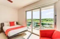 Luxury Condos at Mareazul Beachfront Complex with Resort-Style Amenities - Homestays
