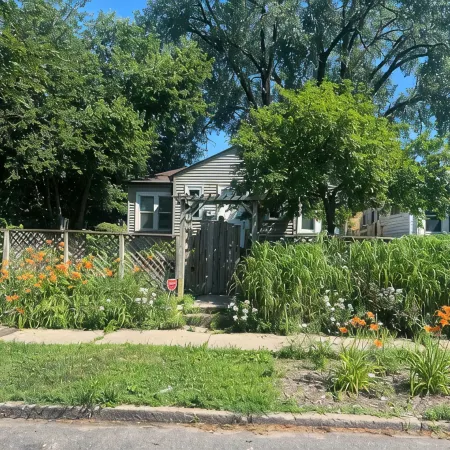 2-bedroom vacation home just 16 minutes to MSP airport.