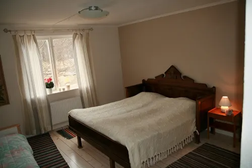 Harabygget - charming red/white house close to nature - 2 звезды