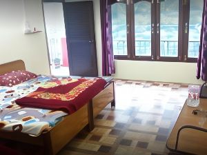 Manohar Guest House | Rooms with Wi-Fi