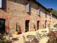 La Ferme O Délices Hotels in Vallègue