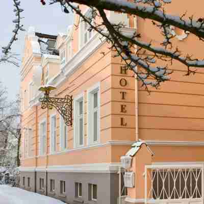 阿德勒飯店 Hotel Exterior