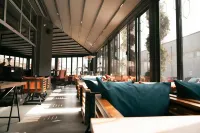 호텔 카르페 디엠 모스타르