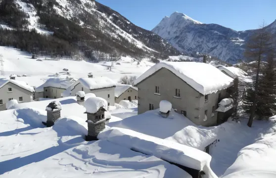 格里那餐廳酒店