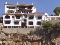 Yalis Hotel Hotels in Votsi