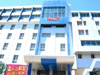 Seven Days Hotel Hotels near Hamat Gader Park