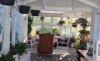 Villa Luna Breakfast Hotel