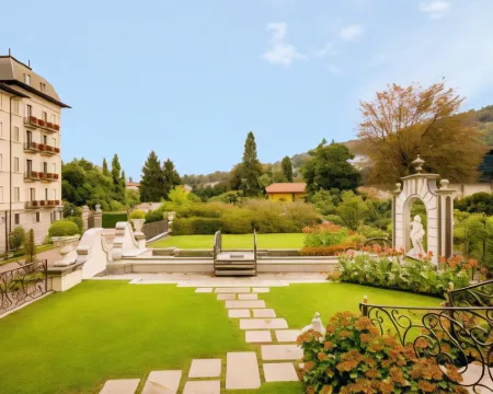 蕾佳娜皇宮酒店 韋巴諾-庫西奧-奧索拉酒店