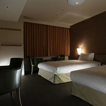 Daiwa Roynet Hotel Takamatsu Отели рядом с достопримечательностью «Башня Символ»