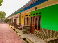 Family Homestay Annur Syariah Hotels in Cicurug