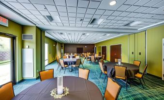 SpringHill Suites Dayton South/Miamisburg - Housity