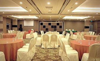 Biz Hotel Batam