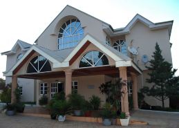 Novel Suites & Resorts
