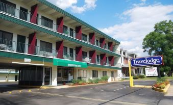 Travelodge by Wyndham Chambersburg