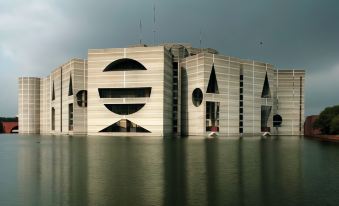 Renaissance Dhaka Gulshan Hotel