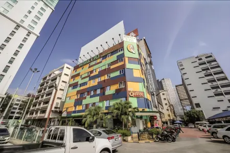 โรงแรม CIQ @ วองอาฟุก