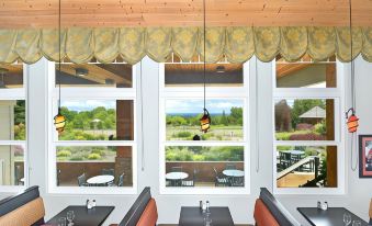Oregon Garden Resort