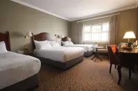 Seven Oaks Hotel Hotels in 