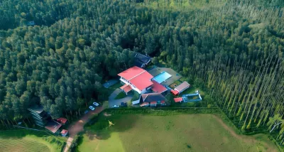 Coffee Grove Resort Отели рядом с достопримечательностью «Хебб Уотерфолс»