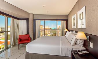 Holiday Inn Express Maceio Ponta Verde - Housity