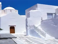 Aloni Hotel & Suites