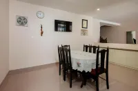 Hotel Wisata Samosir by Helocus Hotel di Pangururan