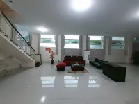 Homestay Family Syariah Hotels in Lamongan