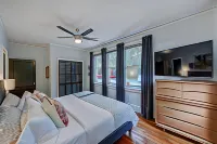 The Home Collection CLT: Lamar Avenue