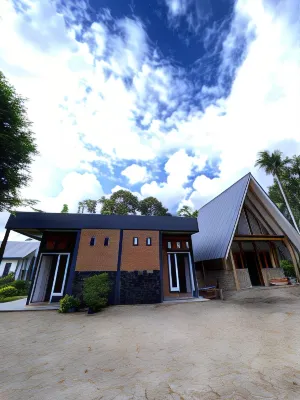 Orau Asthana Hotels near Panorama Padang Mangateh