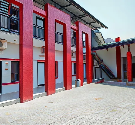 RedDoorz Syariah Near Alun Alun Tegal