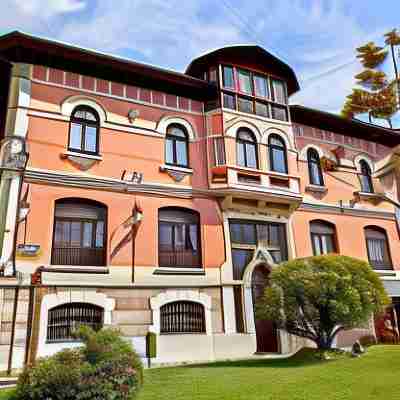 Hotel Casona del Sella Hotel Exterior