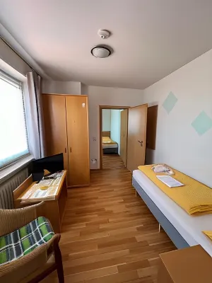 Gasthaus & Metzgerei Besenhardt Hotels in Nittenau